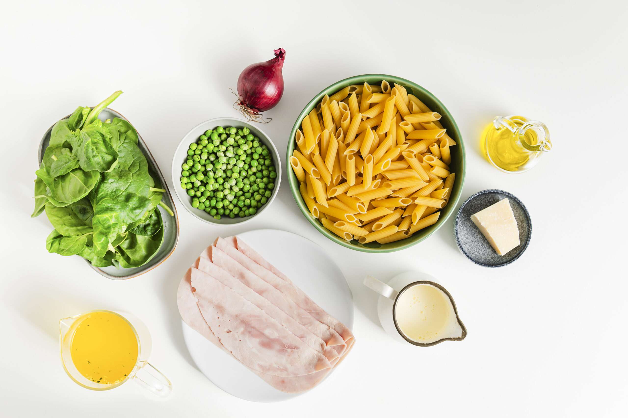Spinat-Pasta-mit-Schinken-Rezept-Zutaten